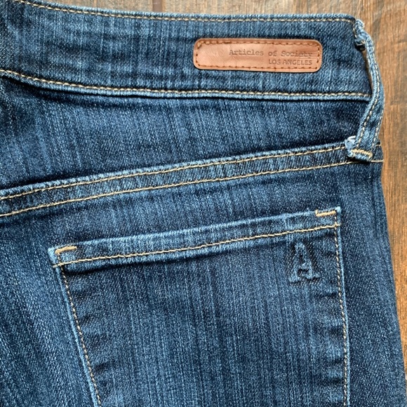 Articles of Society Skinny Karen Crop Delray 27.5” - Picture 5 of 8